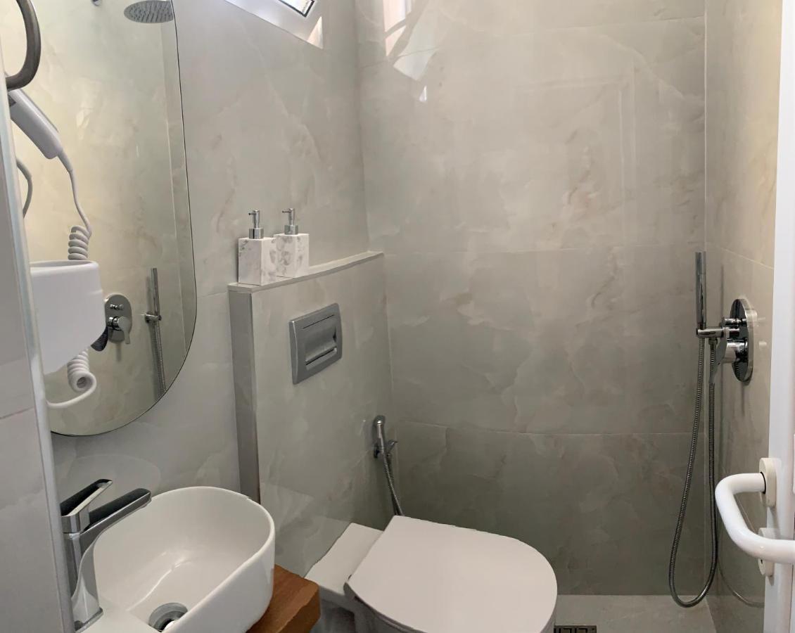 Kekezis Apartments Saranda Dış mekan fotoğraf
